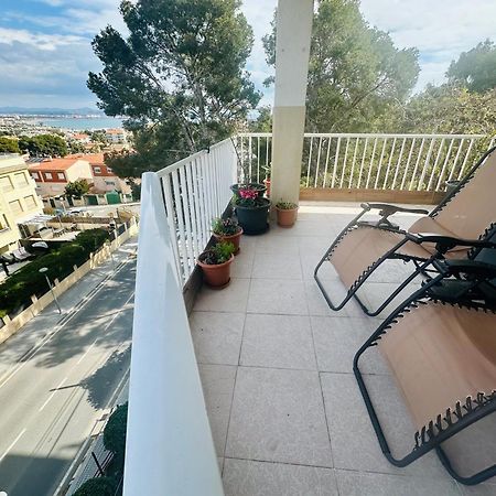 Con Vistas Al Mar Y Portaventura Apartman Salou Kültér fotó