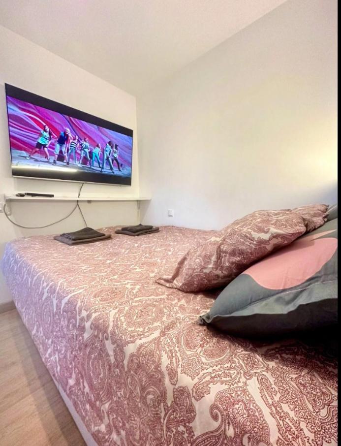 Con Vistas Al Mar Y Portaventura Apartman Salou Kültér fotó