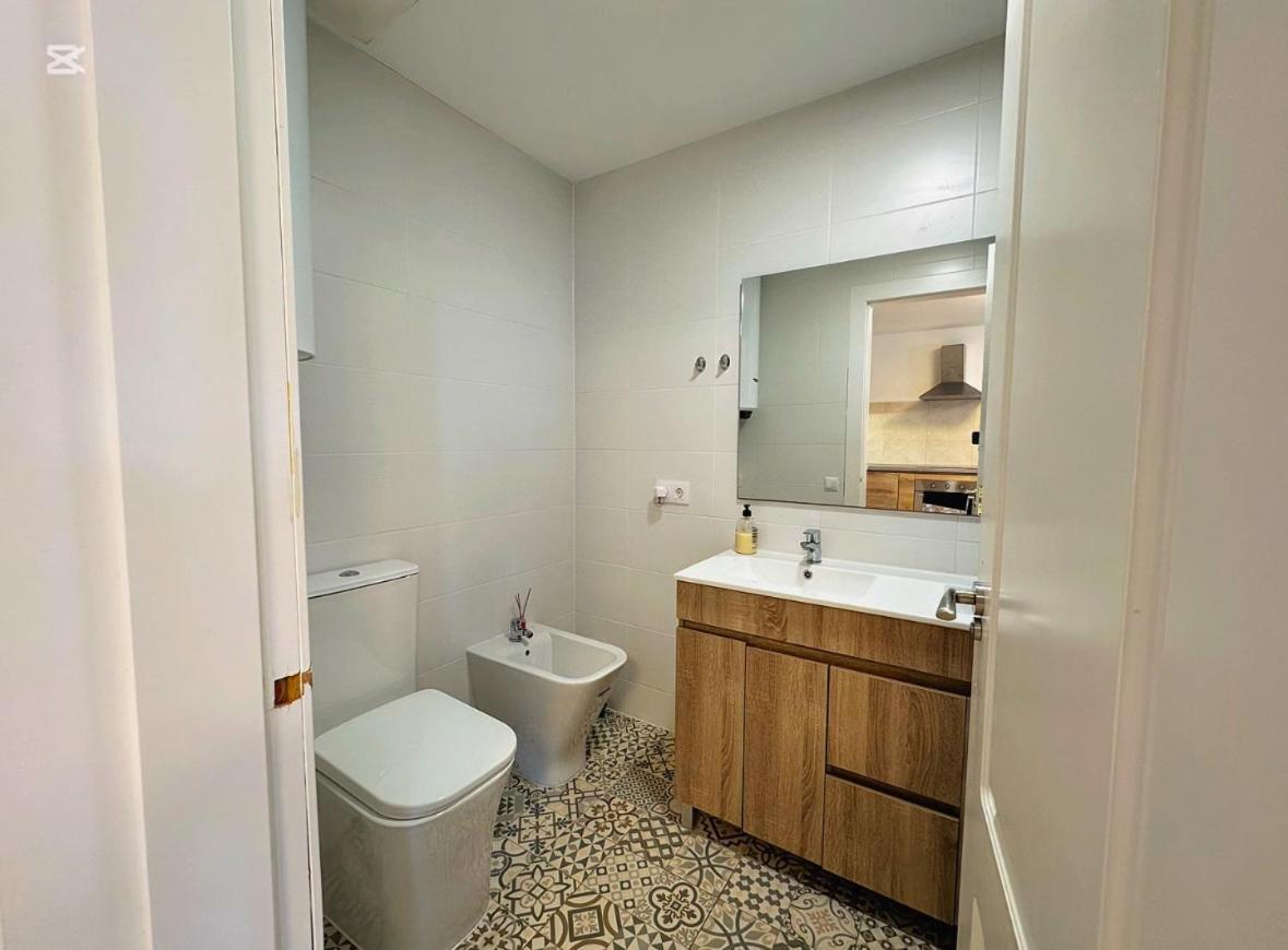 Con Vistas Al Mar Y Portaventura Apartman Salou Kültér fotó