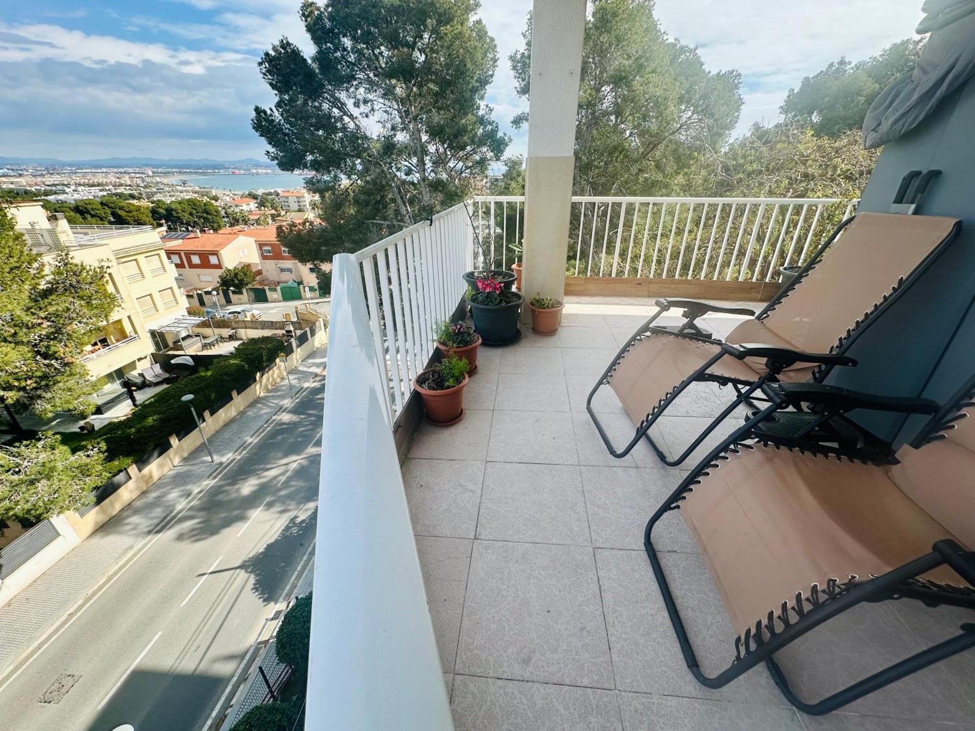 Con Vistas Al Mar Y Portaventura Apartman Salou Kültér fotó